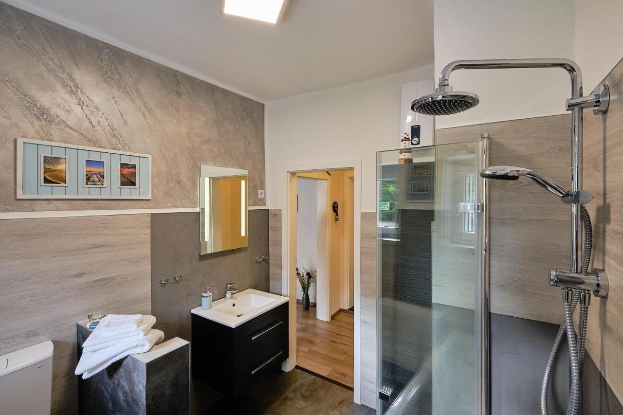 Ferienwohnung Mitten Im Pott บอททรอพ ภายนอก รูปภาพ