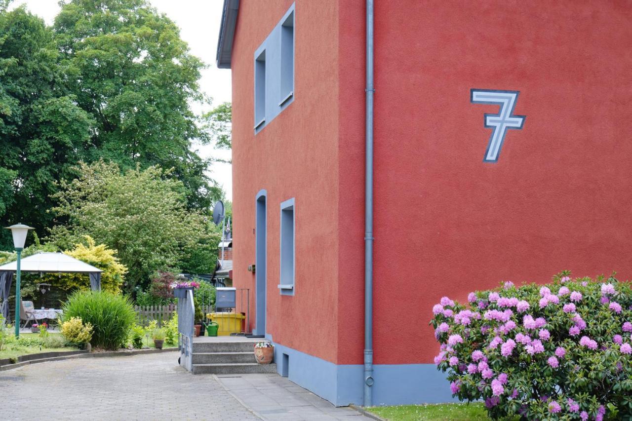 Ferienwohnung Mitten Im Pott บอททรอพ ภายนอก รูปภาพ